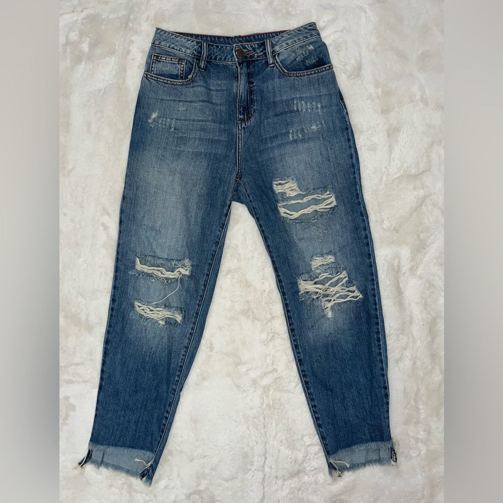 Ripped Style Mom Jeans